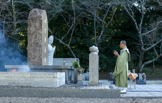 永代供養塔