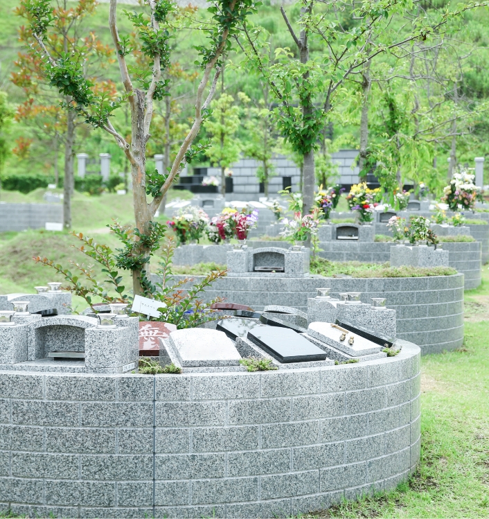 樹木墓地「こもれび」